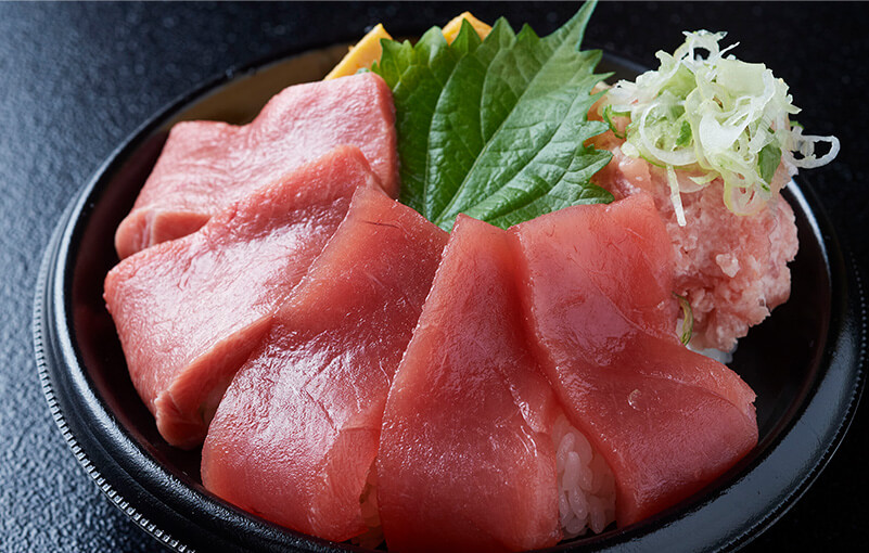 まぐろ丼